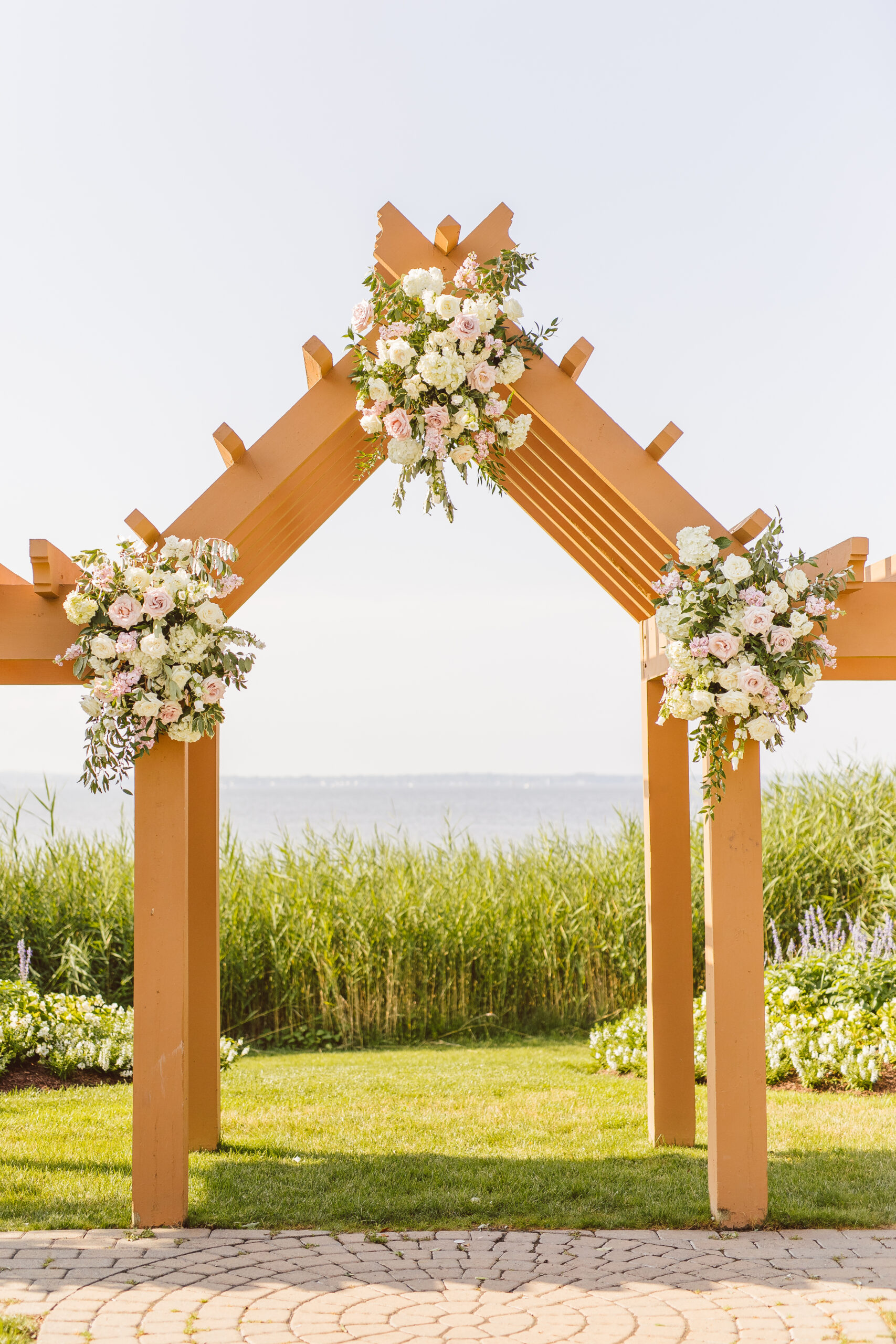 Jess & Matt’s Romantic Blush & Navy Summer Wedding in Jacksonville, FL