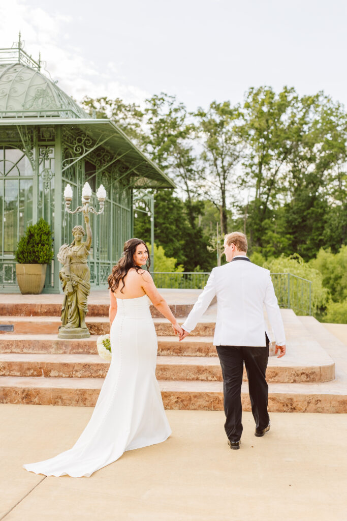 cute picture of the bride and groom at their dream wedding day