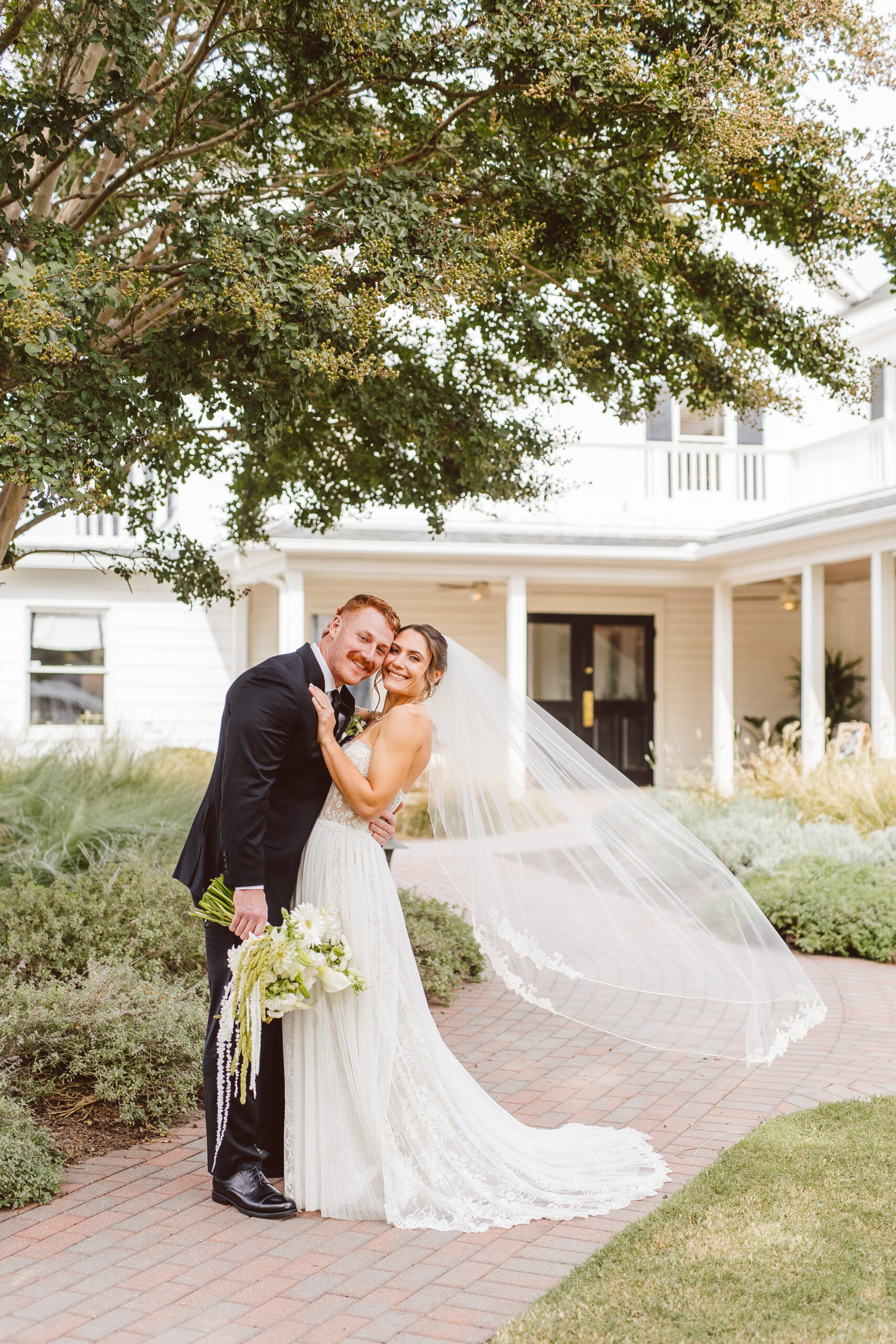 A Romantic Waterfront Fall Wedding in Jacksonville, Florida | Maddie & Jackson
