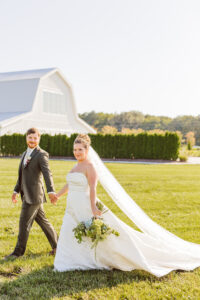 A Romantic Modern Barn Wedding in St. Augustine, Florida | Ashley & Michael